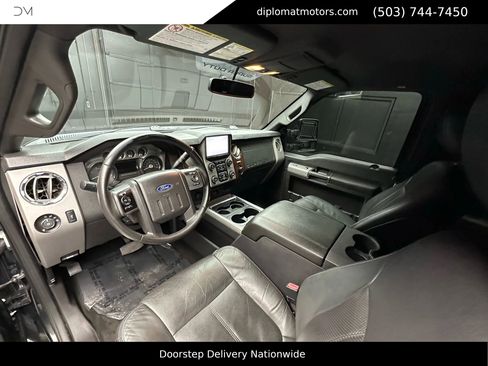 Used 2013 Ford F250 Lariat w/ Lariat Interior Pkg image 13