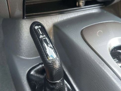 Used 2006 Jeep Liberty Renegade w/ Luxury Group image 22