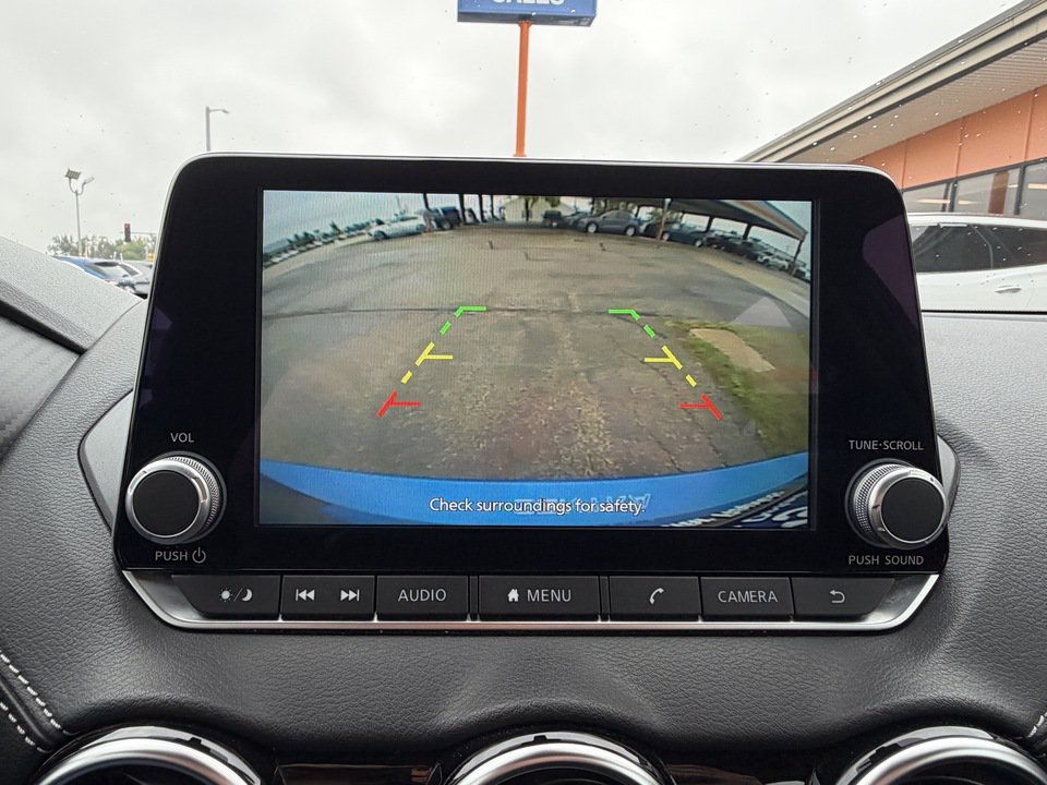 Used 2024 Nissan Sentra SV FWD image 17