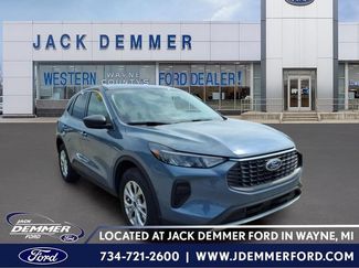 Certified 2023 Ford Escape Active AWD/4WD video 1