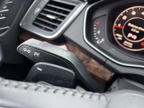 Used 2019 Audi Q5 2.0T Premium Plus image 31