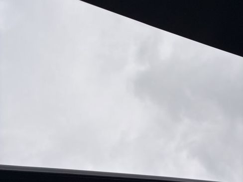 Used 2017 Hyundai Santa Fe Sport w/ 2.4L Tech Package 04 image 10