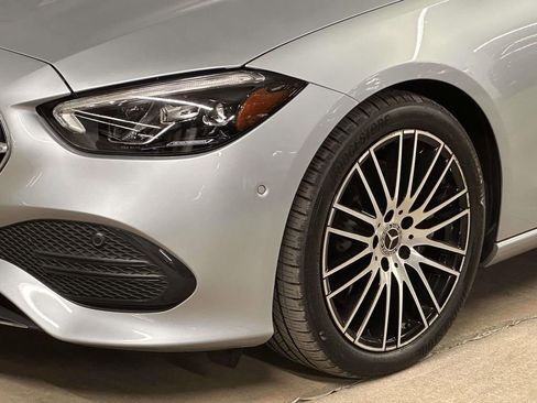 Used 2022 Mercedes-Benz C 300 4MATIC Sedan w/ Pinnacle Trim Package image 10