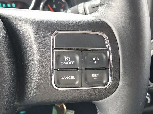 Used 2015 Jeep Wrangler Unlimited Rubicon w/ Connectivity Group image 22