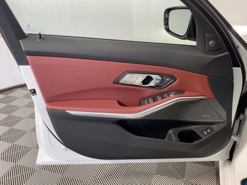 Used 2026 BMW 330i 330i (330i Sedan) w/ M Sport Package image 10