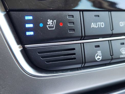 Used 2016 Hyundai Sonata Limited w/ Option Group 04 FWD image 30