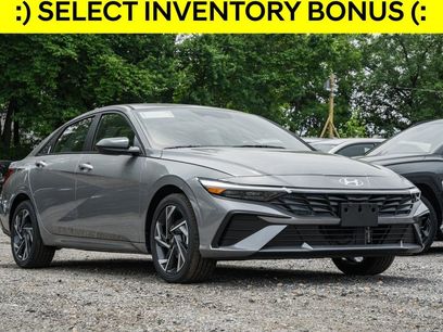 New 2025 Hyundai Elantra SEL
