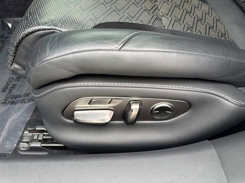 Used 2021 Lexus LS 500 F Sport w/ Dynamic Handling Package image 23