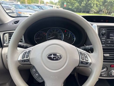 Used 2012 Subaru Forester 2.5X Premium AWD/4WD image 22