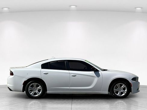 Used 2023 Dodge Charger SXT RWD image 7