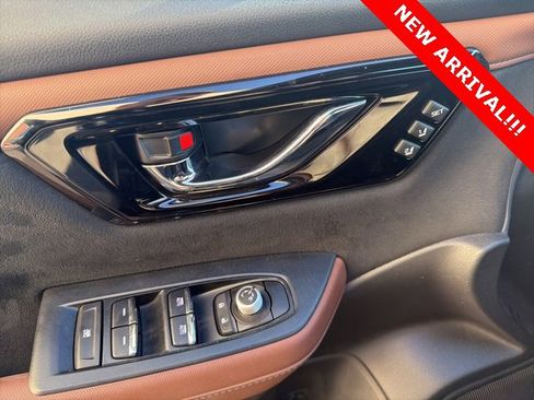 Used 2025 Subaru Forester Touring image 10