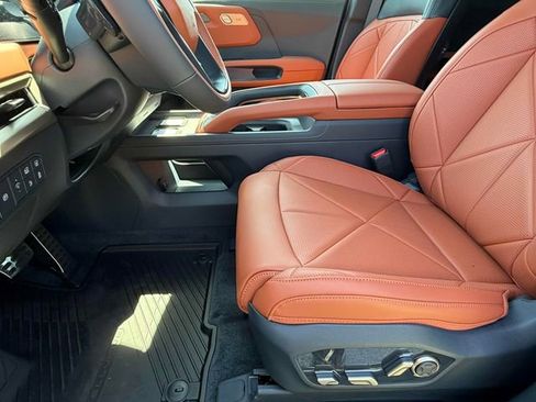 New 2027 Kia Telluride SX FWD image 13