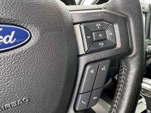 Used 2018 Ford F150 XLT w/ Equipment Group 302A Luxury AWD/4WD image 22