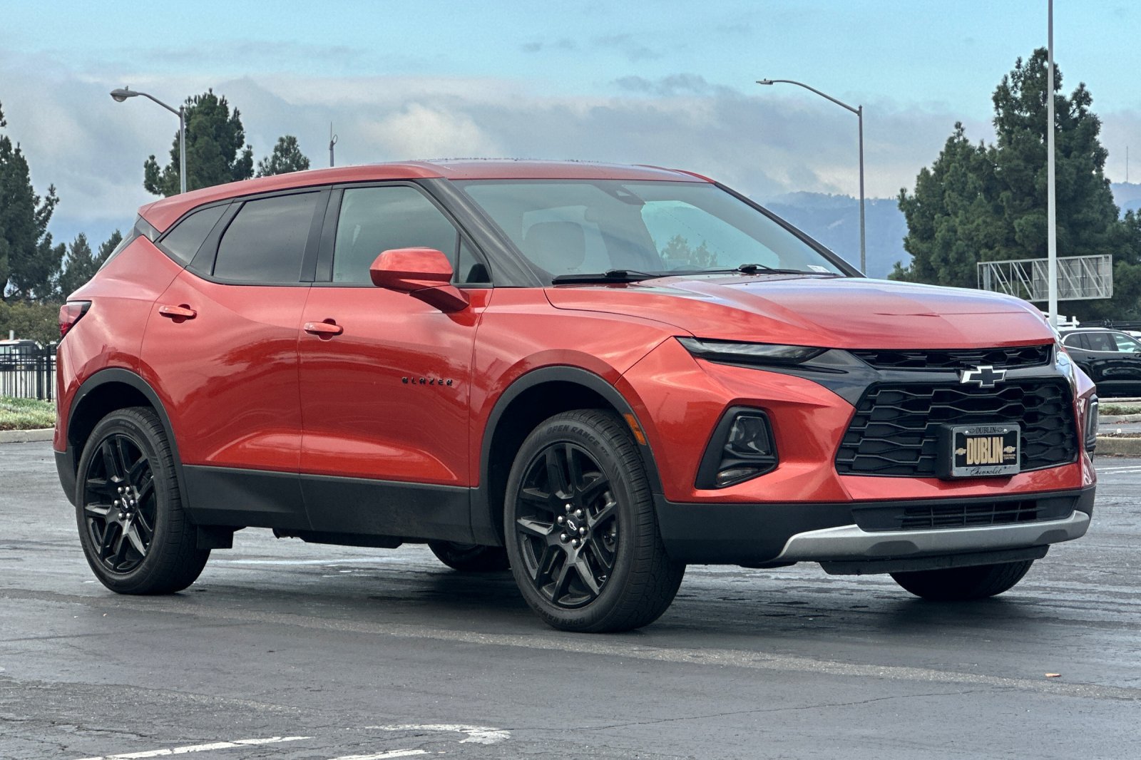 Used 2021 Chevrolet Blazer LT w/ LPO, Black Accent Package AWD/4WD image 2