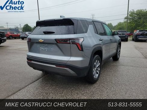 Used 2026 Chevrolet Equinox LT w/ Convenience Package II FWD image 7