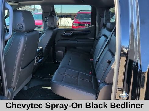 Used 2025 Chevrolet Silverado 1500 High Country w/ High Country Premium Package image 13