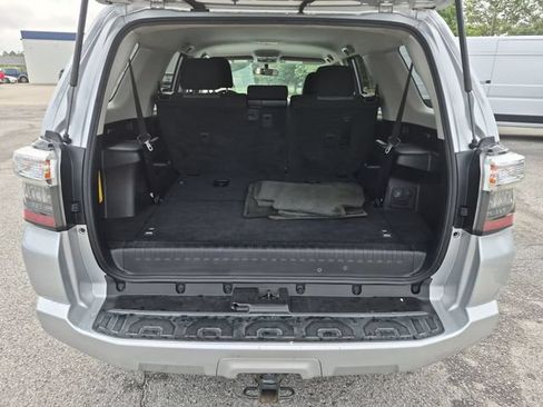 Used 2017 Toyota 4Runner SR5 RWD image 29