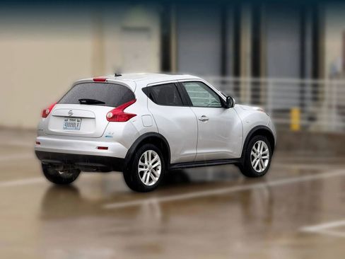 Used 2014 Nissan Juke SV w/ Navigation Package FWD image 7