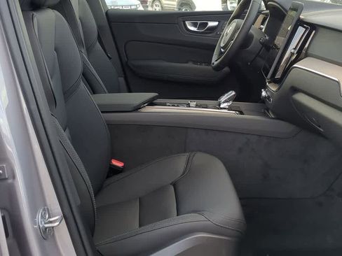 New 2026 Volvo XC60 B5 Plus w/ Protection Package Premier image 20