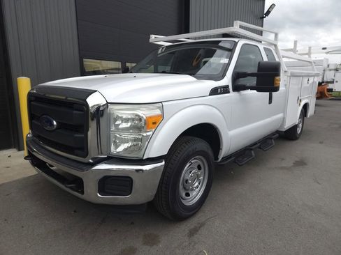 Used 2015 Ford F250 XL w/ XL Appearance Package RWD image 2