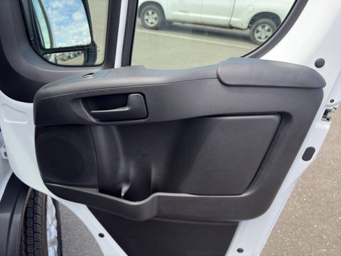 New 2025 RAM ProMaster 2500 w/ Quick Order Package 22G SLT image 25