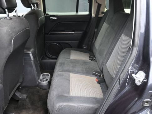 Used 2015 Jeep Patriot Sport w/ Power Value Group FWD image 20