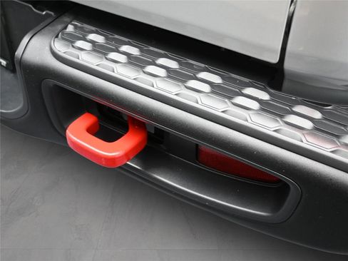 Used 2022 Jeep Gladiator Rubicon w/ Cold Weather Group image 18