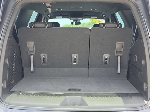 Used 2023 Chevrolet Tahoe LS RWD image 6