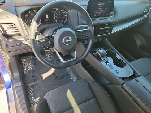 Certified 2022 Nissan Rogue SV FWD image 14