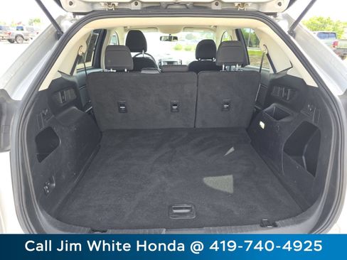 Used 2017 Ford Edge SEL FWD image 19