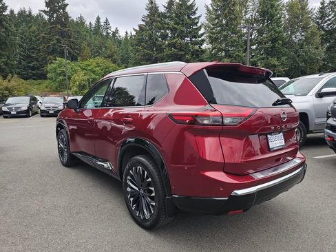 Used 2024 Nissan Rogue Platinum AWD/4WD image 5