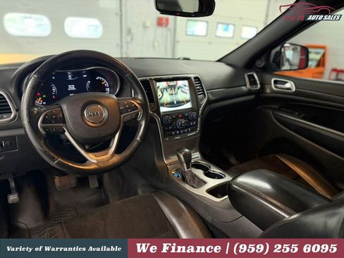 Used 2018 Jeep Grand Cherokee Altitude AWD/4WD image 30