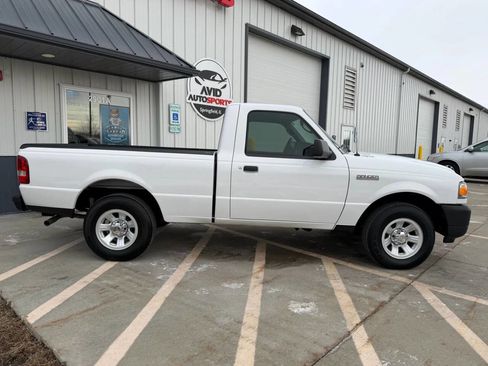 Used 2009 Ford Ranger XLT image 3