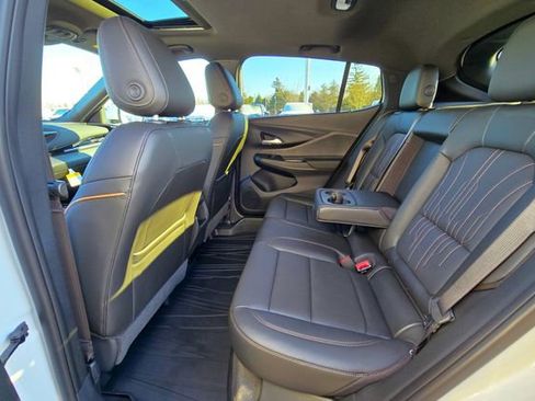 New 2026 Buick Envista Avenir FWD image 15