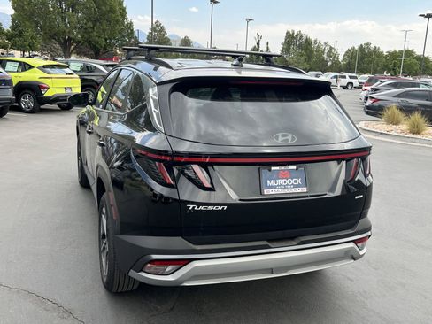 Certified 2025 Hyundai Tucson SEL AWD/4WD image 10