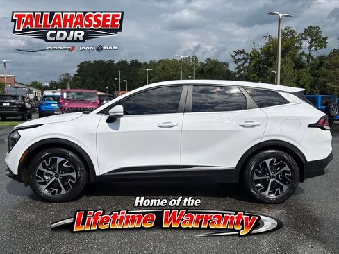 Used 2023 Kia Sportage EX FWD image 8