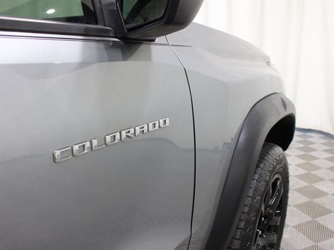 Used 2025 Chevrolet Colorado Trail Boss AWD/4WD image 28