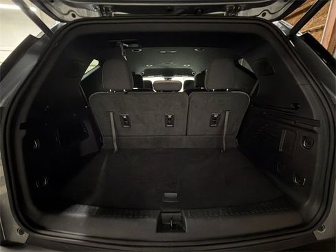 Certified 2025 Chevrolet Traverse LT image 27