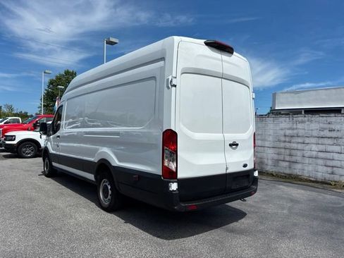 Used 2023 Ford Transit 250 148 High Roof Extended RWD image 5