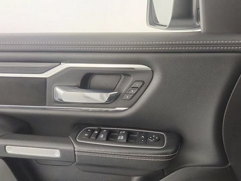 Used 2023 RAM 1500 Laramie AWD/4WD image 20