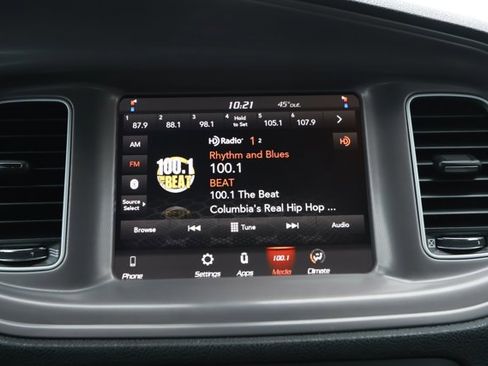 Used 2023 Dodge Charger SXT image 16