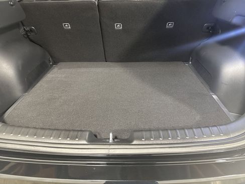 Certified 2025 Kia Niro SX Touring image 31