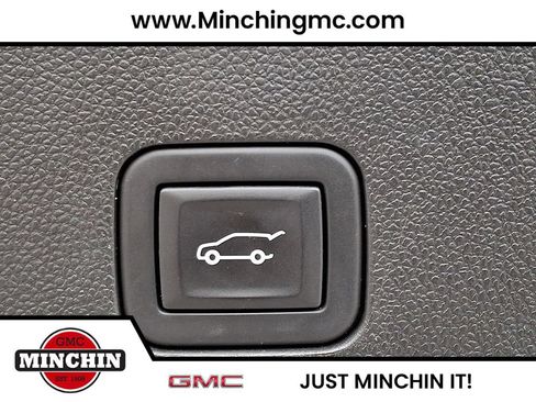 Certified 2023 Chevrolet Suburban Premier AWD/4WD image 29