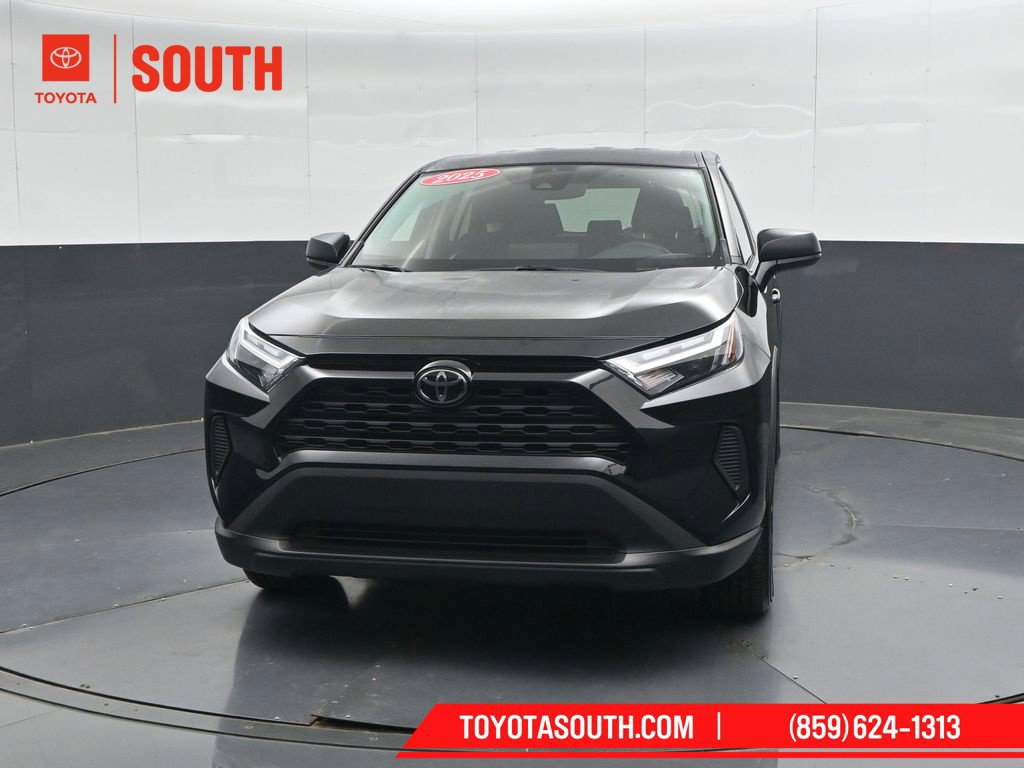 Certified 2025 Toyota RAV4 LE AWD/4WD image 5