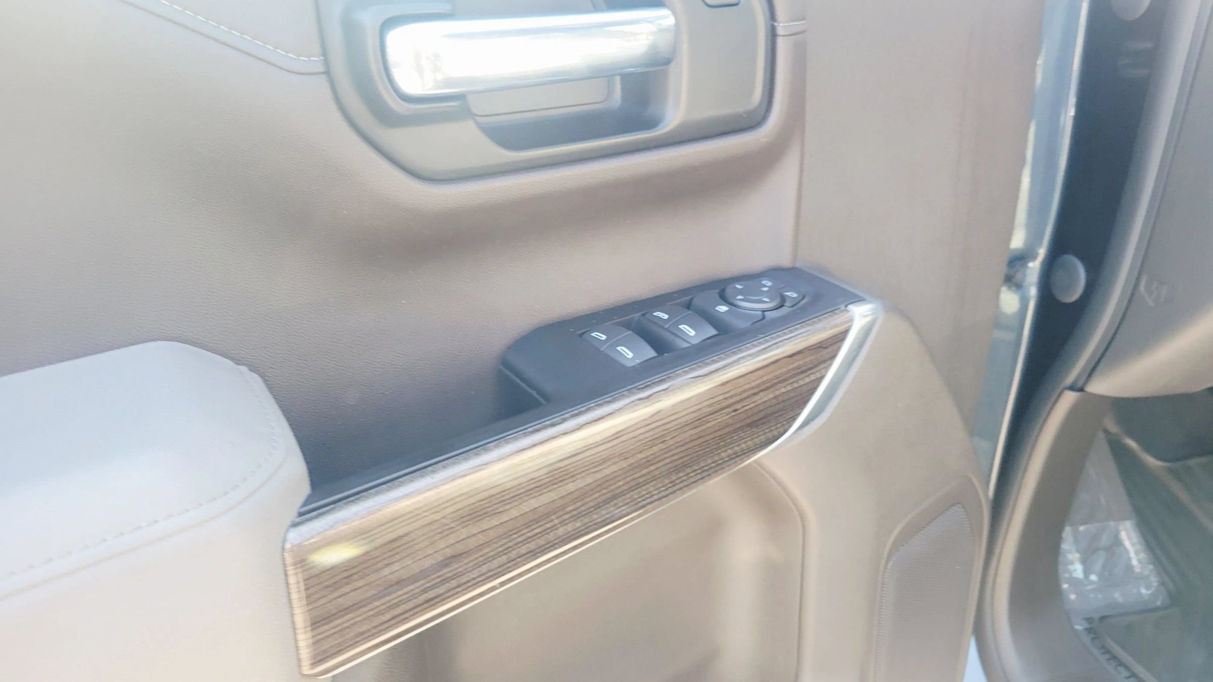 Used 2020 Chevrolet Silverado 1500 LT w/ All-Star Edition RWD image 23