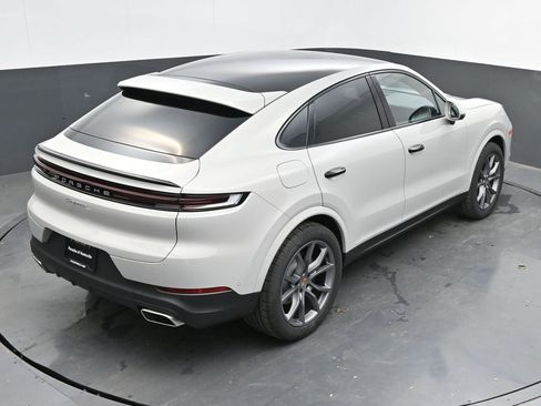 New 2025 Porsche Cayenne Coupe image 44