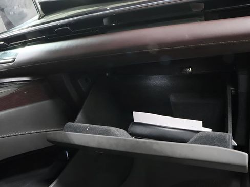 Used 2021 Cadillac Escalade ESV Sport Platinum image 32