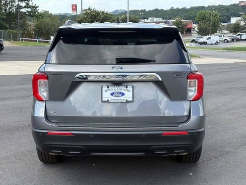 Used 2022 Ford Explorer XLT RWD image 6