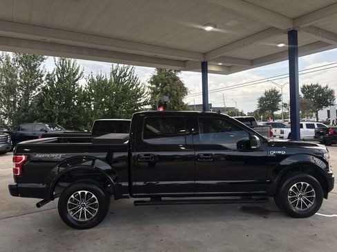 Used 2019 Ford F150 XLT w/ Equipment Group 302A Luxury AWD/4WD image 10