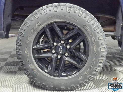 Used 2021 Chevrolet Silverado 1500 LT Trail Boss w/ Bed Protection Package AWD/4WD image 26